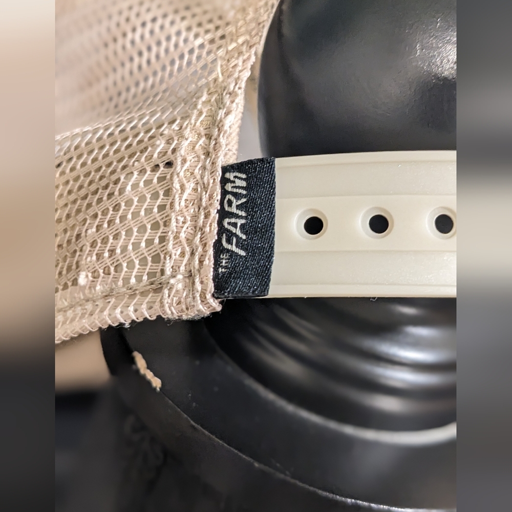 Cap/hat - Picture 3 of 6